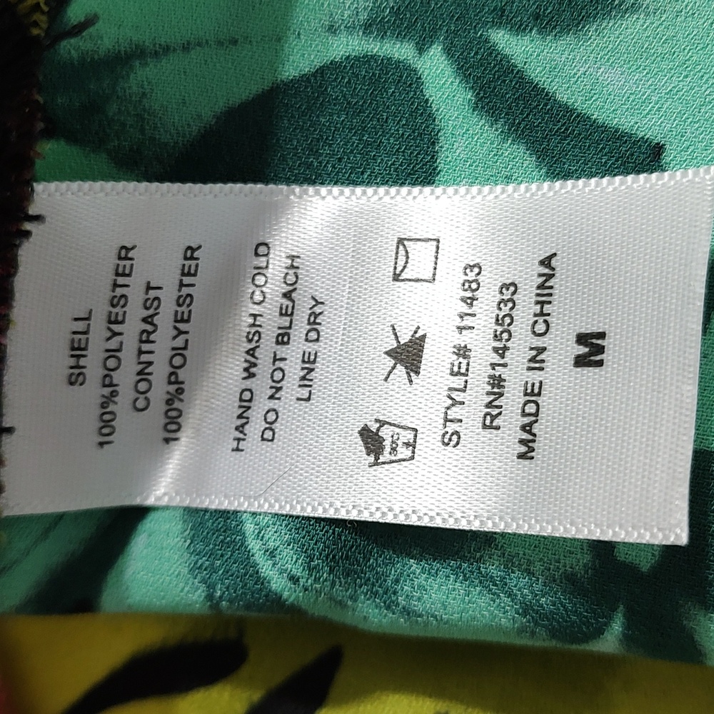 W5 Gorgeous Tropical Print Top w/ Vibrant Colors sz Medium - Picture 5 of 5